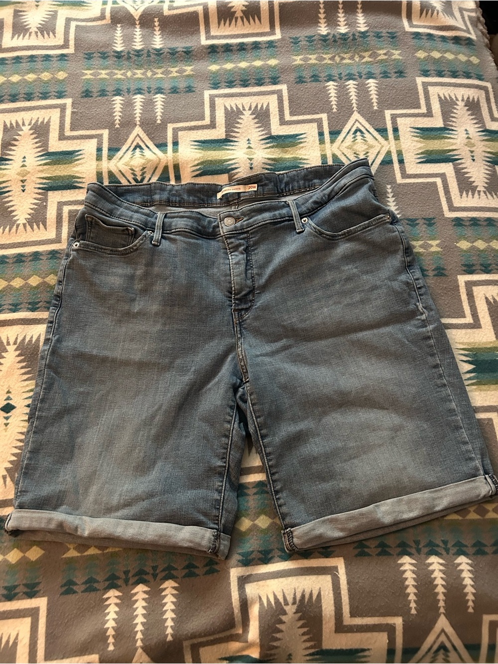 Levi's Classic Midwash Denim Bermuda Shorts - Women
